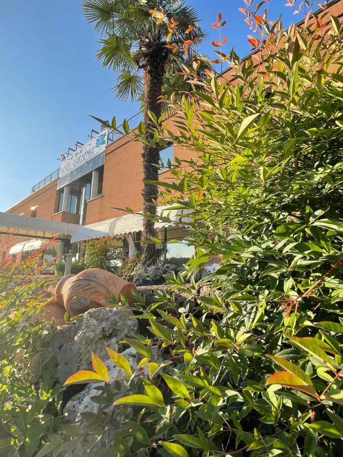 Hotel Gardenia Fiera Cermenate Zewnętrze zdjęcie